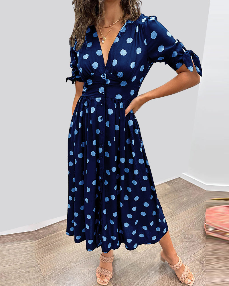 DAISY | ELEGANTE JURK MET MODERNE STIPPEN