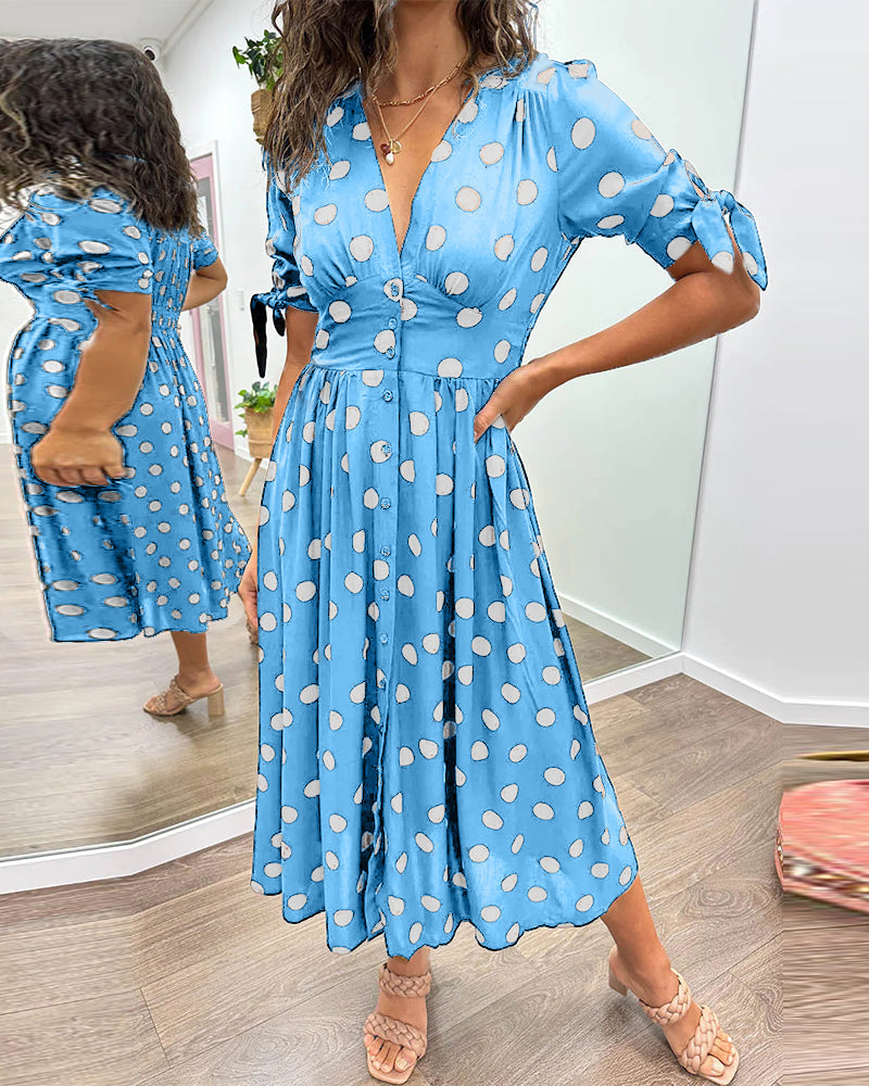 DAISY | ELEGANTE JURK MET MODERNE STIPPEN