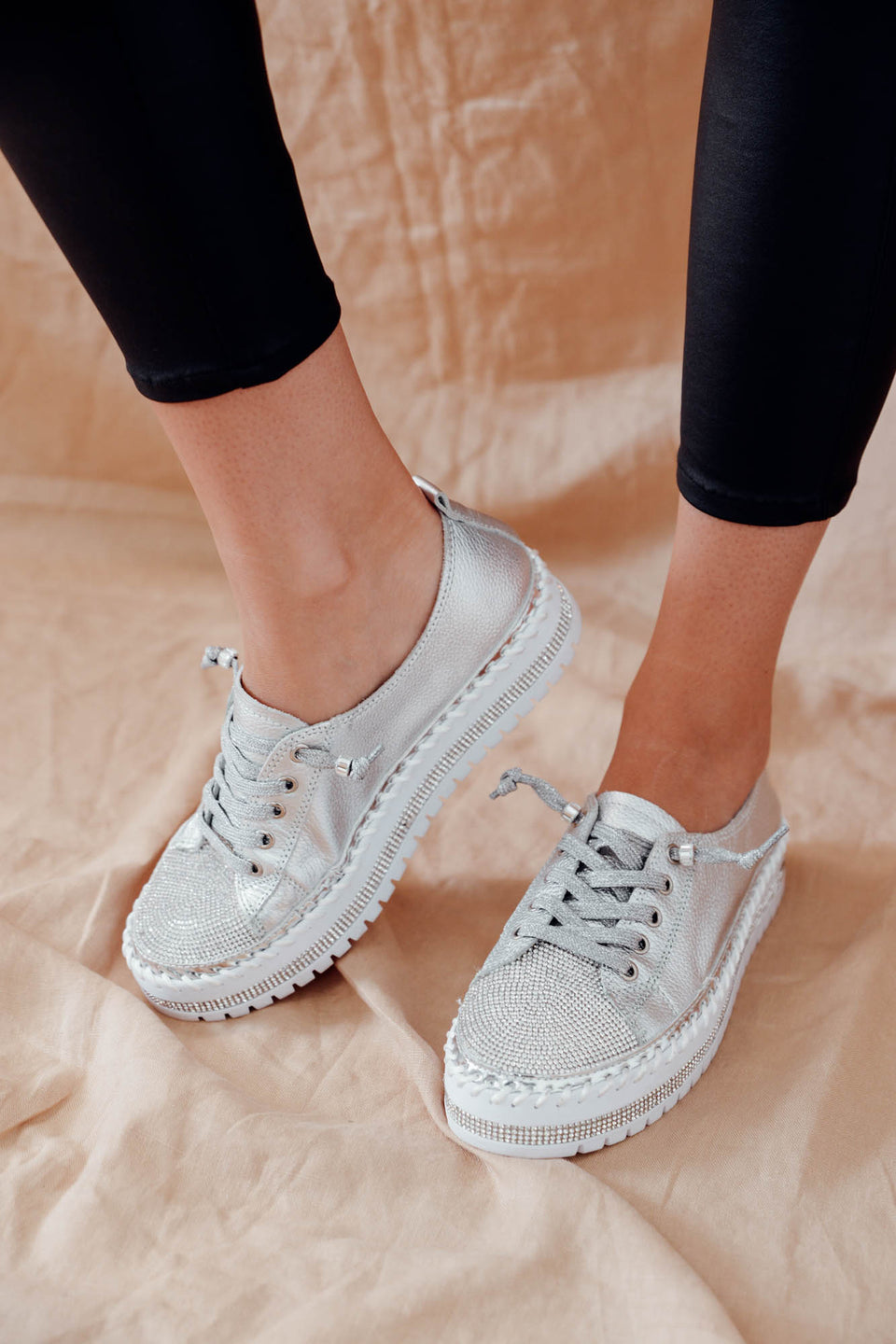 Emma™ | De comfortabele sneaker die je laat shinen!