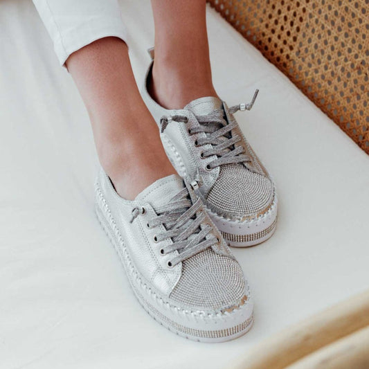 Emma™ | De comfortabele sneaker die je laat shinen!